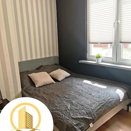 Skłodowskiej 11